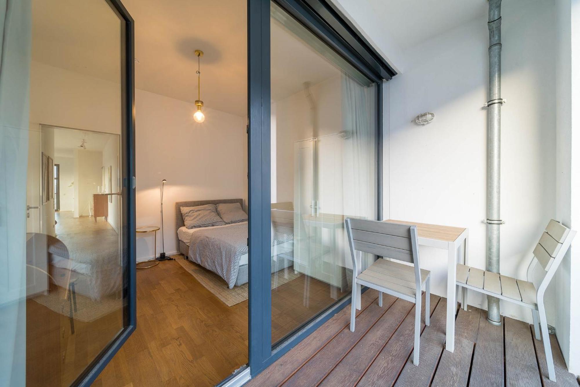 2 Bedroom Mauerpark-Apartment, Berlin Mitte View Calendar Luaran gambar